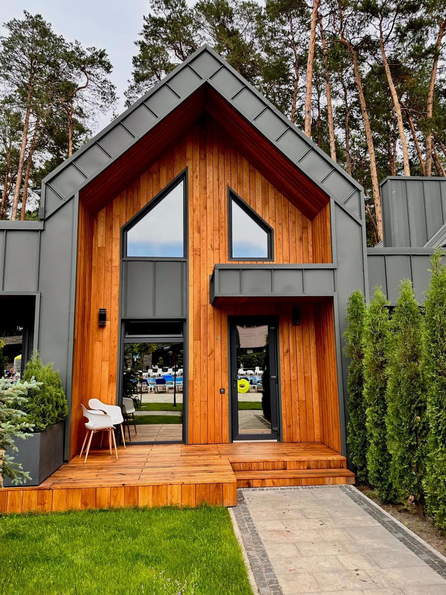 Hotel Golden Lion & Spa Tynnoye Exterior photo