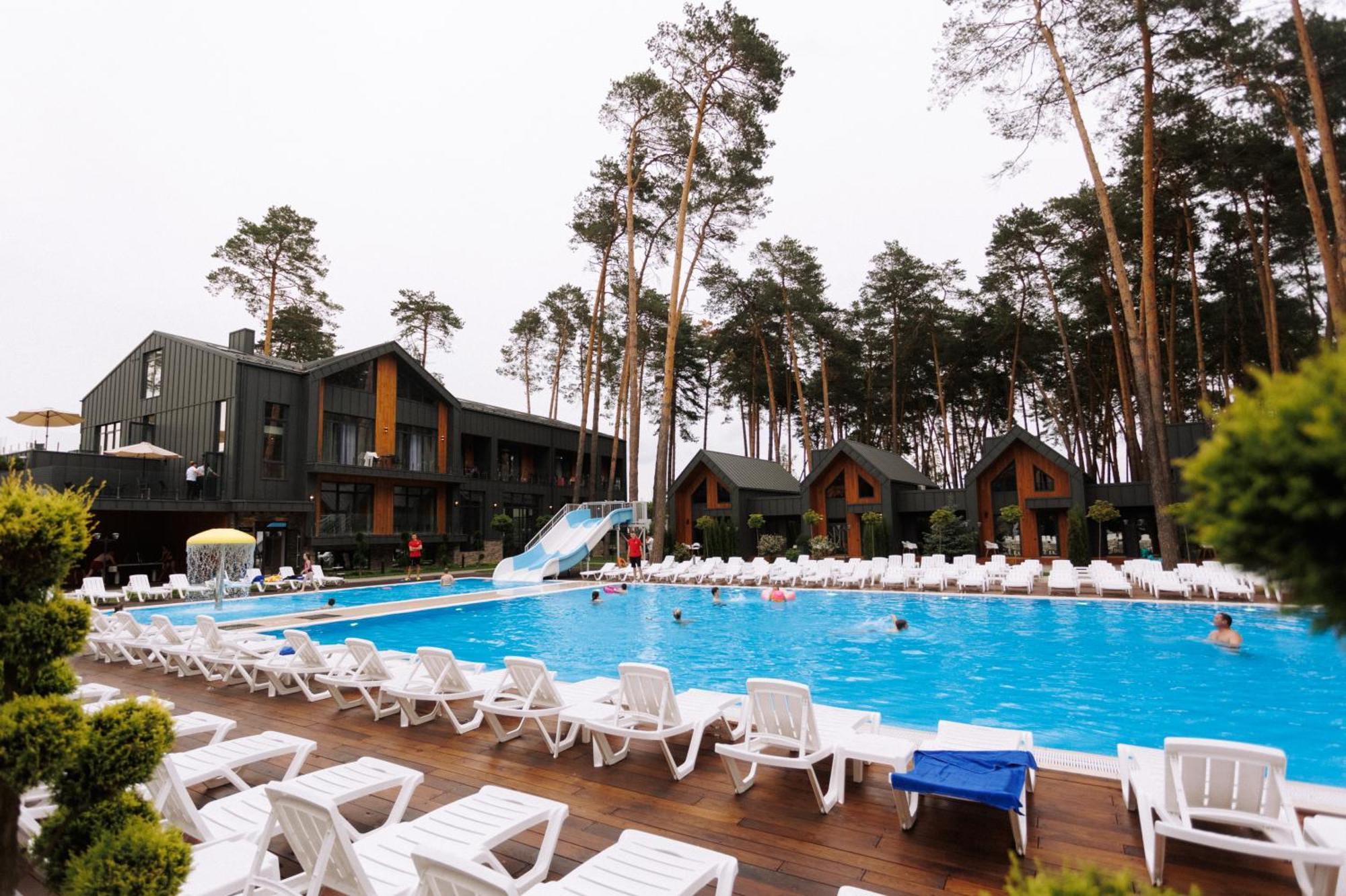 Hotel Golden Lion & Spa Tynnoye Exterior photo